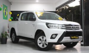 TOYOTA   HILUX  2.7 SR 4X2 CD 16V FLEX 4P AUTOMÁTICO