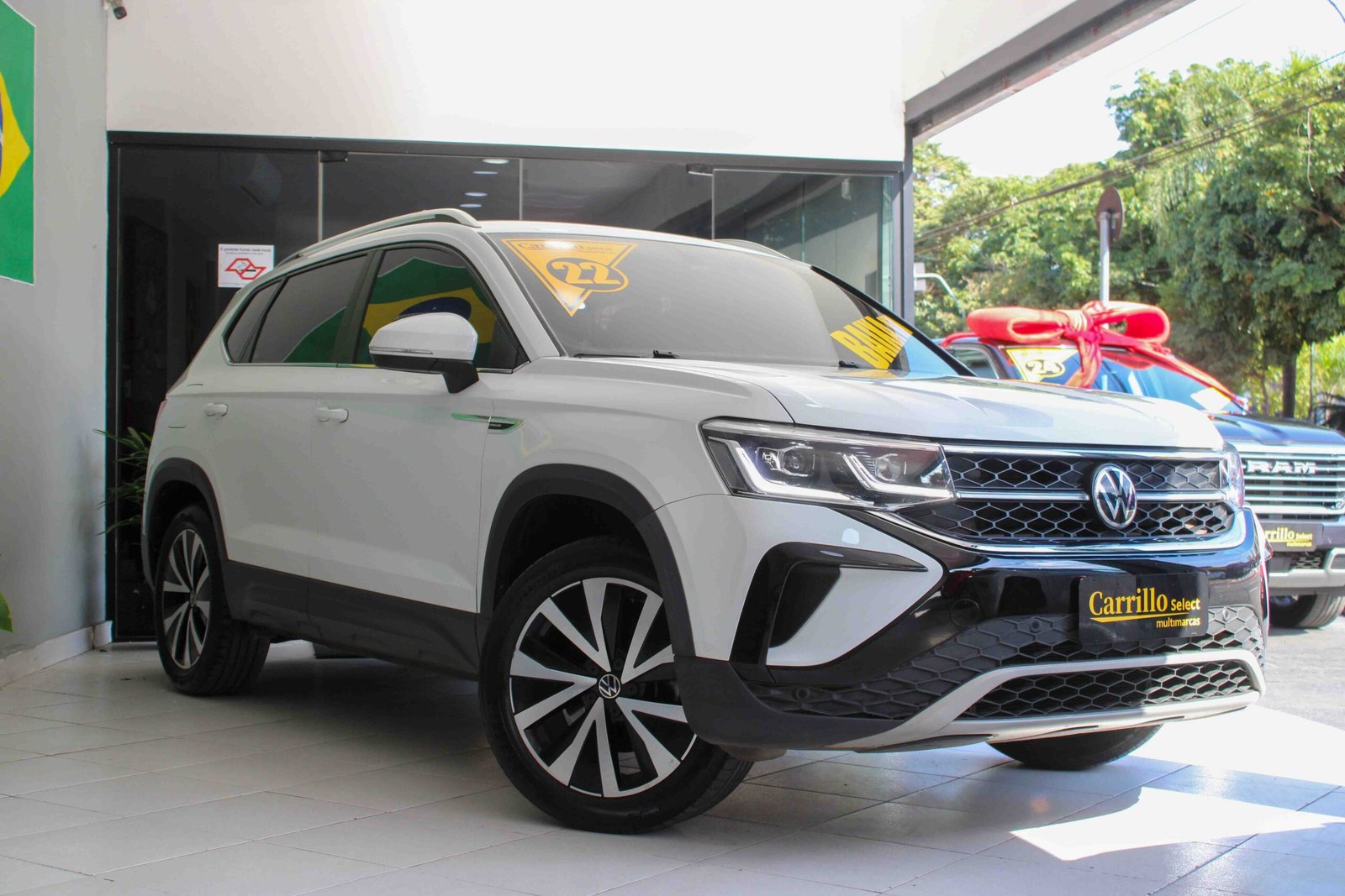 VOLKSWAGEN TAOS 1.4 250 TSI TOTAL FLEX HIGHLINE AUTOMÁTICO