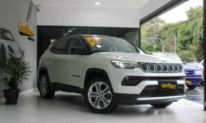 JEEP COMPASS 1.3 T270 TURBO FLEX LONGITUDE AT6
